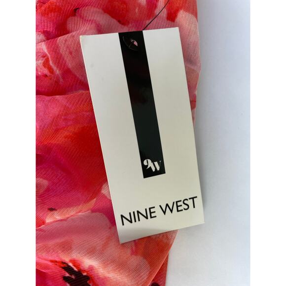 NINE WEST, SIZE L, PINK FLORAL SKIRT, ELASTIC WAIST - Picture 4 of 5